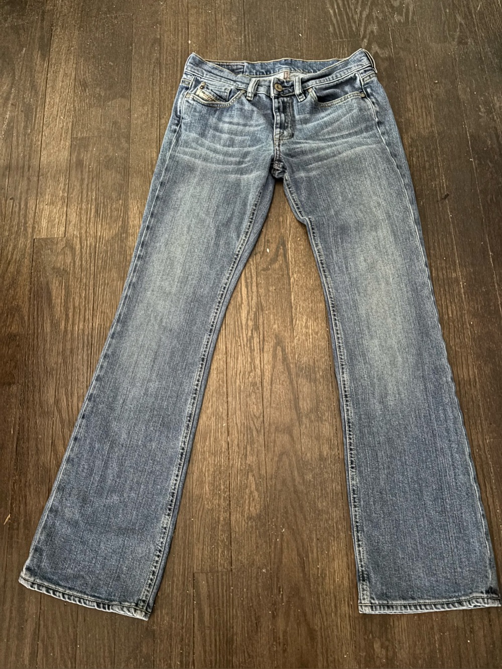 A.E.O. and ITALIAN made Diesel Industry light Indigo Blue  Jeans sz 28 - Picture 7 of 13